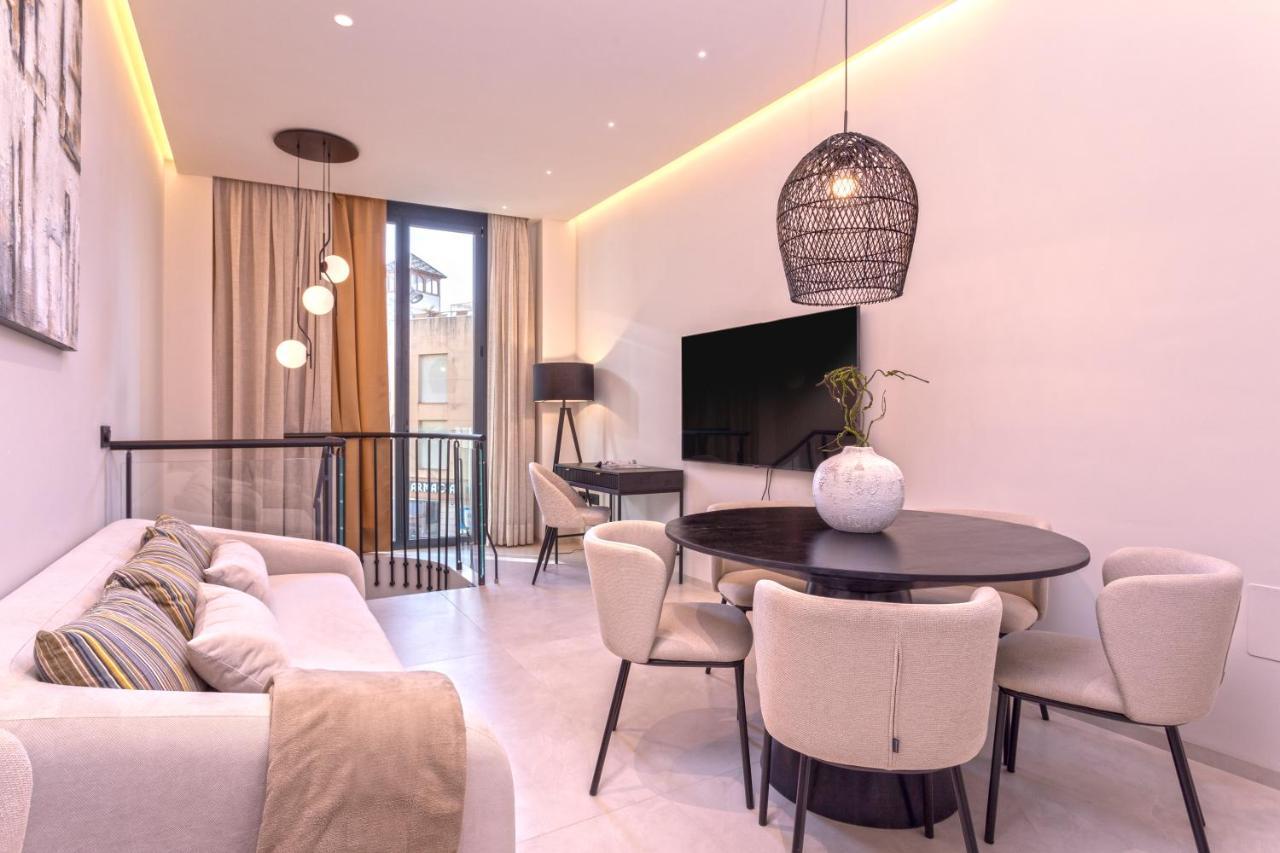 Magnificent Renovated 2Bd 2Bth Duplex With Backyard - City Centre Малага Экстерьер фото